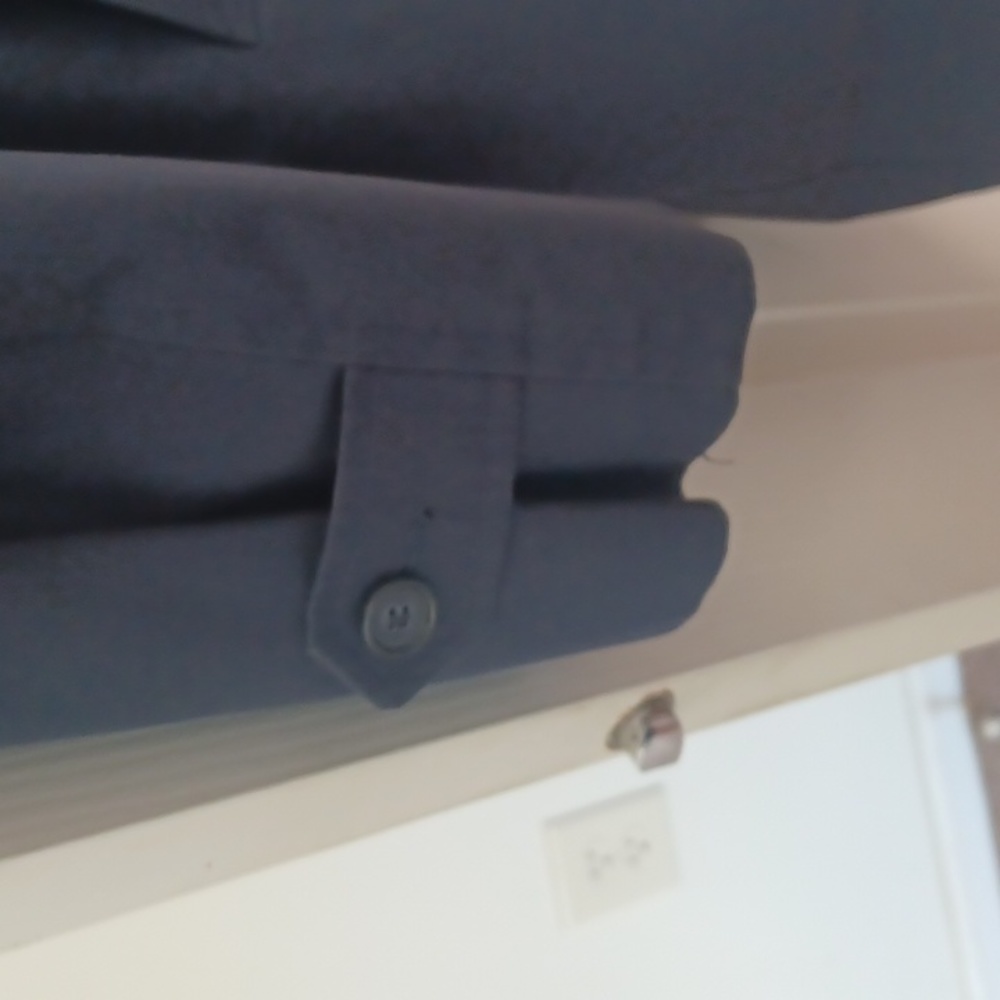Coat - Picture 4 of 8